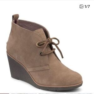 Sperry Tan Wedge Ankle Shoes